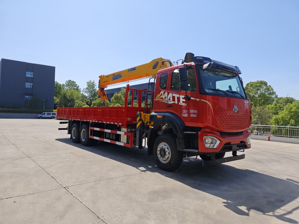 ZZX5251JSQZZ6随车起重运输车