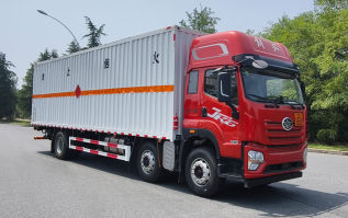 专威牌HTW5260XRYCA6易燃液体厢式运输车