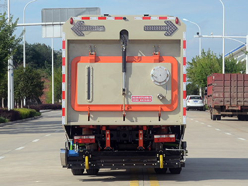 龙牧双星牌LMX5120TWQEQ6道路污染清除车公告图片