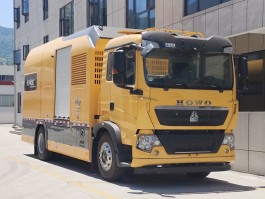 大流量排水抢险车