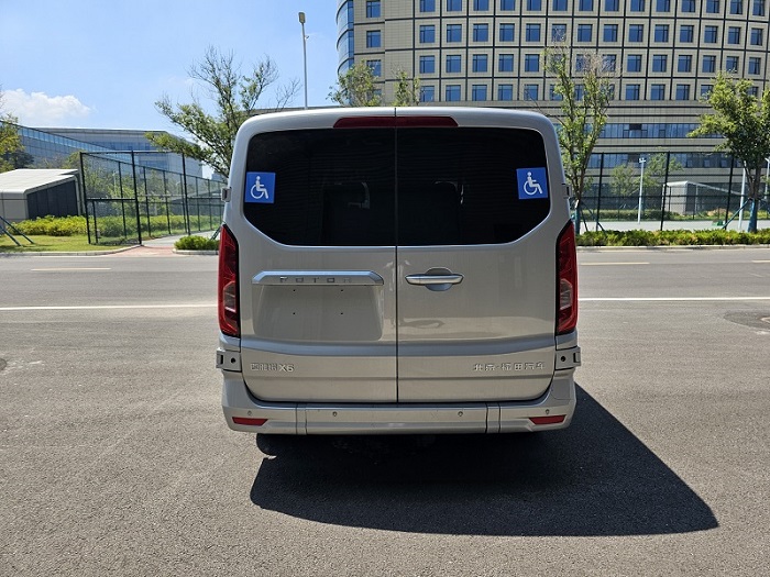 福田牌BJ5042XFZ-A1福祉车公告图片