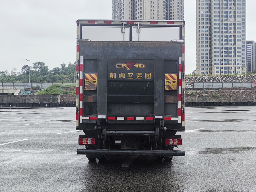 陕汽牌SX5040XLCBEV341NNM纯电动冷藏车公告图片