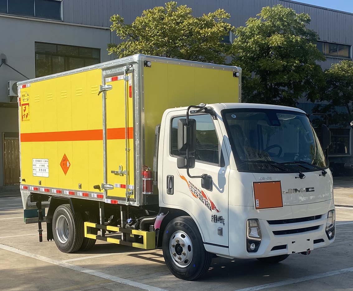 路捷顺牌ULC5042XQYJ6爆破器材运输车