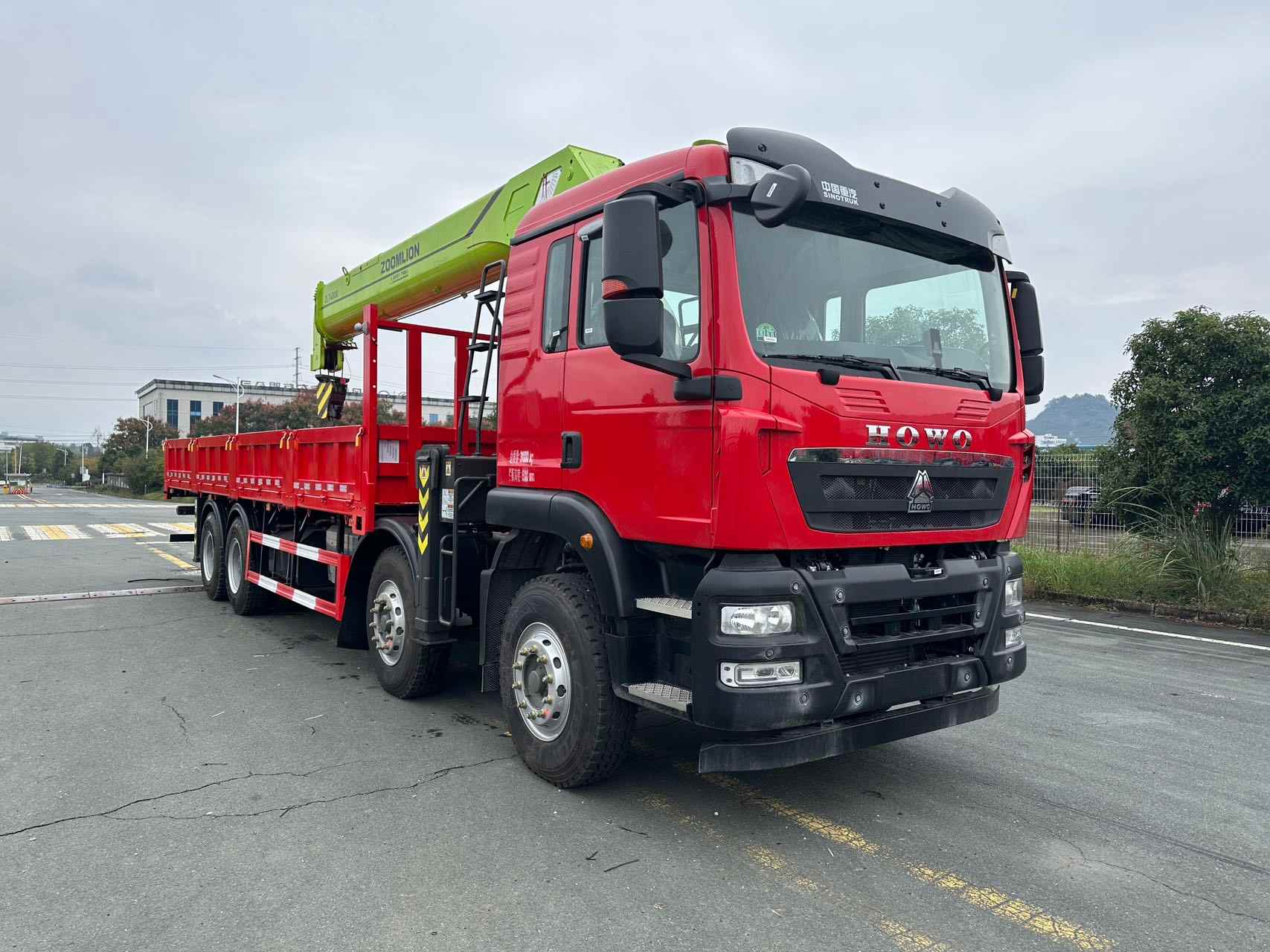ZLM5310JSQZZ型随车起重运输车图片