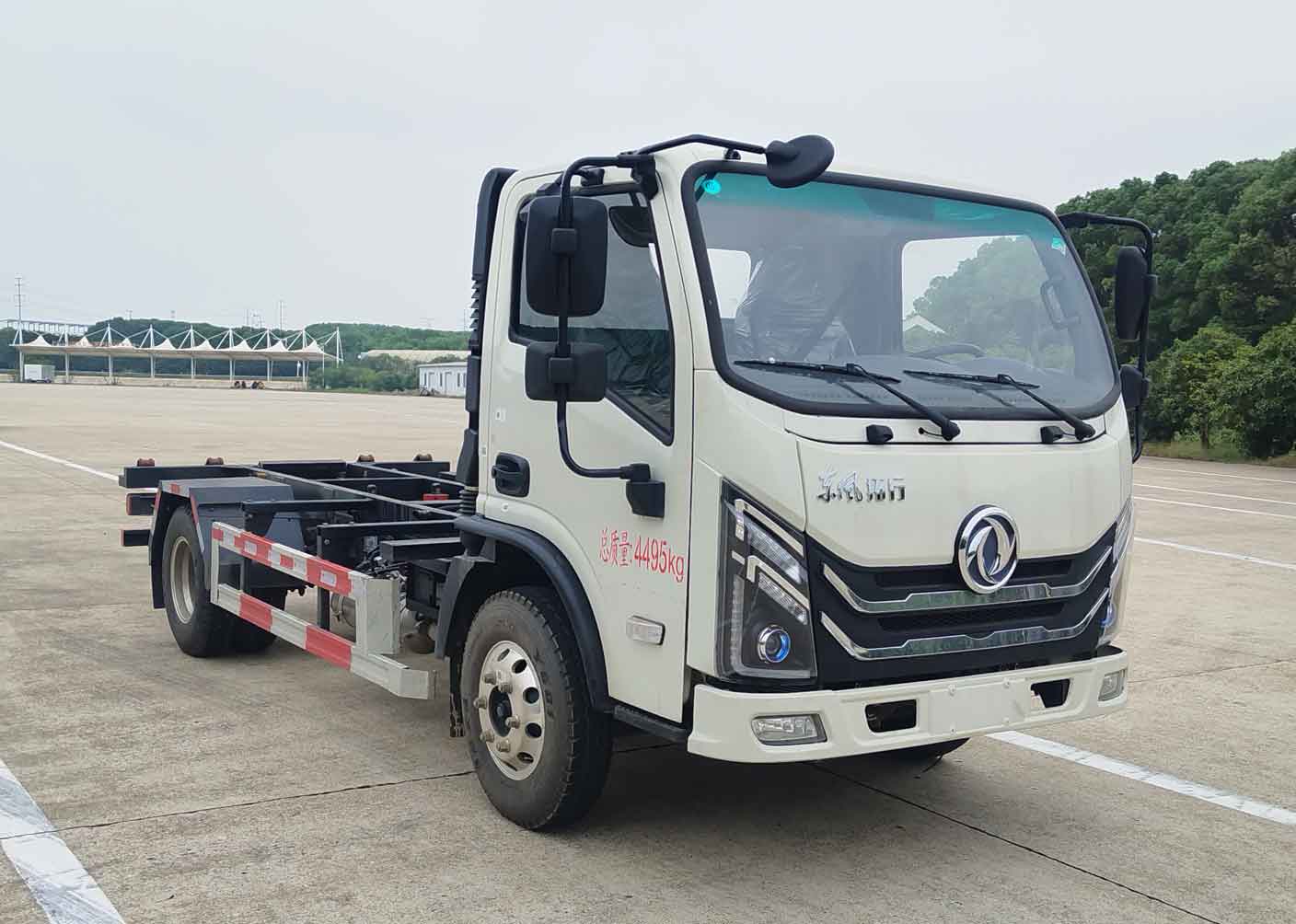专致牌YZZ5041ZKX6D车厢可卸式汽车