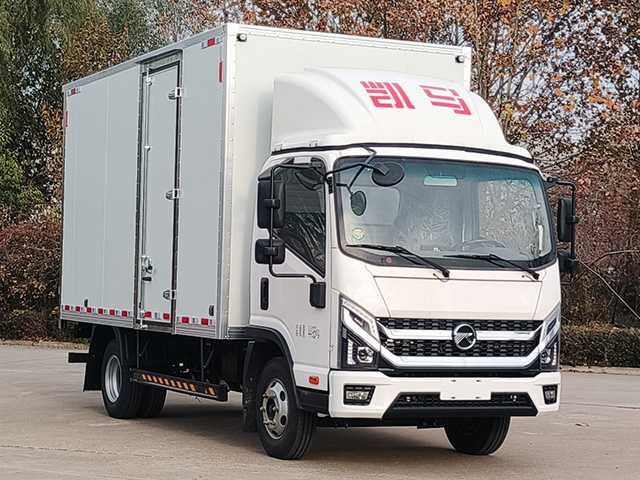 KMC5042XXYBEVH336M3型纯电动厢式货车图片