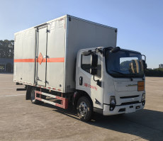 爆破器材运输车