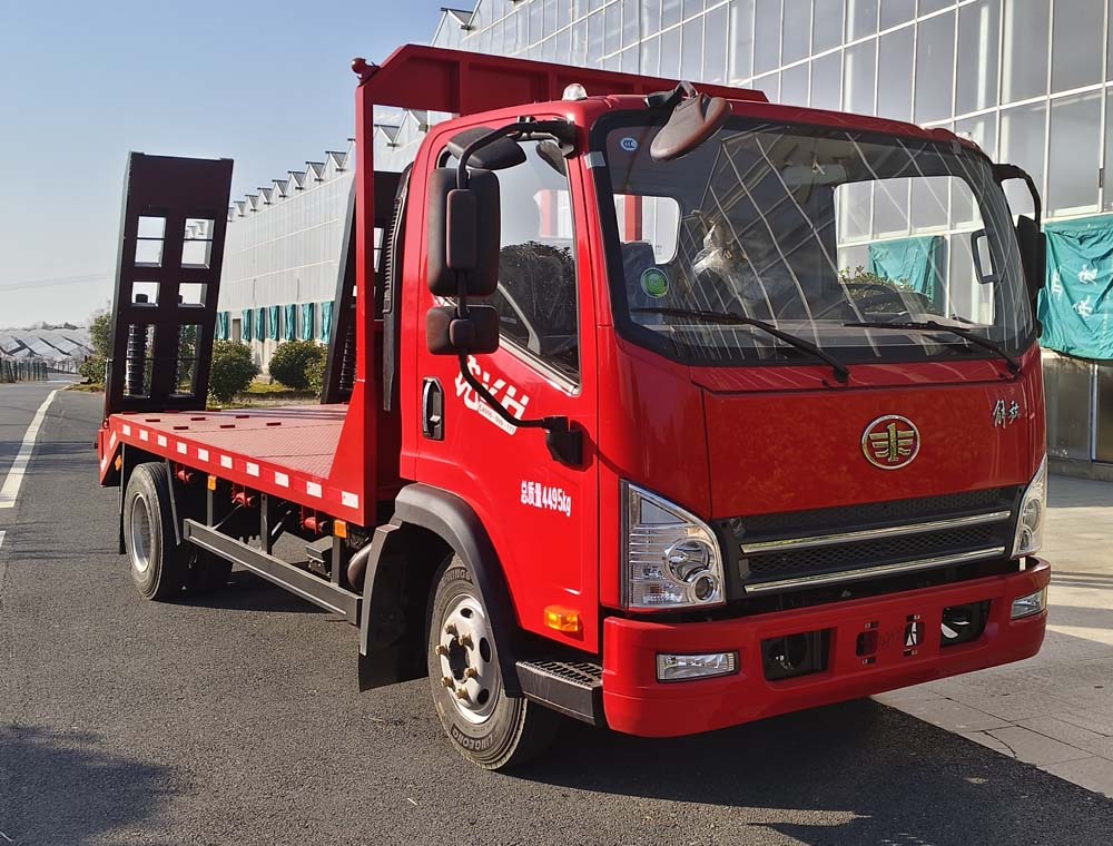 CA5047TPBP40K50L2E6A84型平板式货车图片
