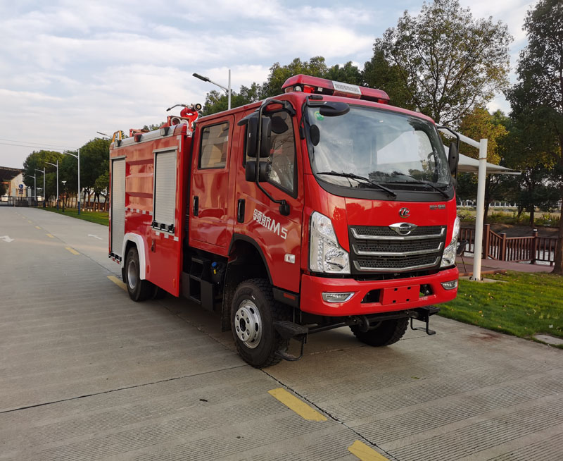 CLW5100GXFSG40/AXF型水罐消防车图片