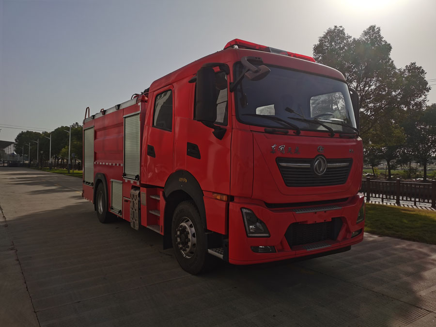 CLW5191GXFPM80/AXF型泡沫消防车图片