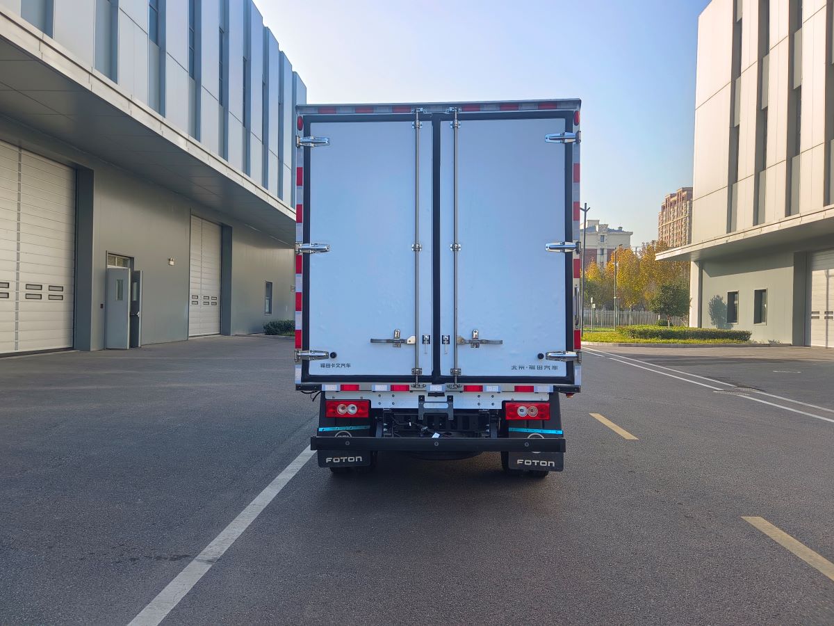 福田牌BJ5040XLCEVZA1纯电动冷藏车公告图片