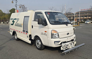 纯电动路面冲洗车