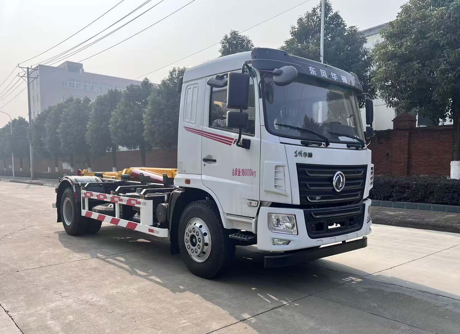 欧威沃牌CXK5185ZXX6DFD车厢可卸式垃圾车