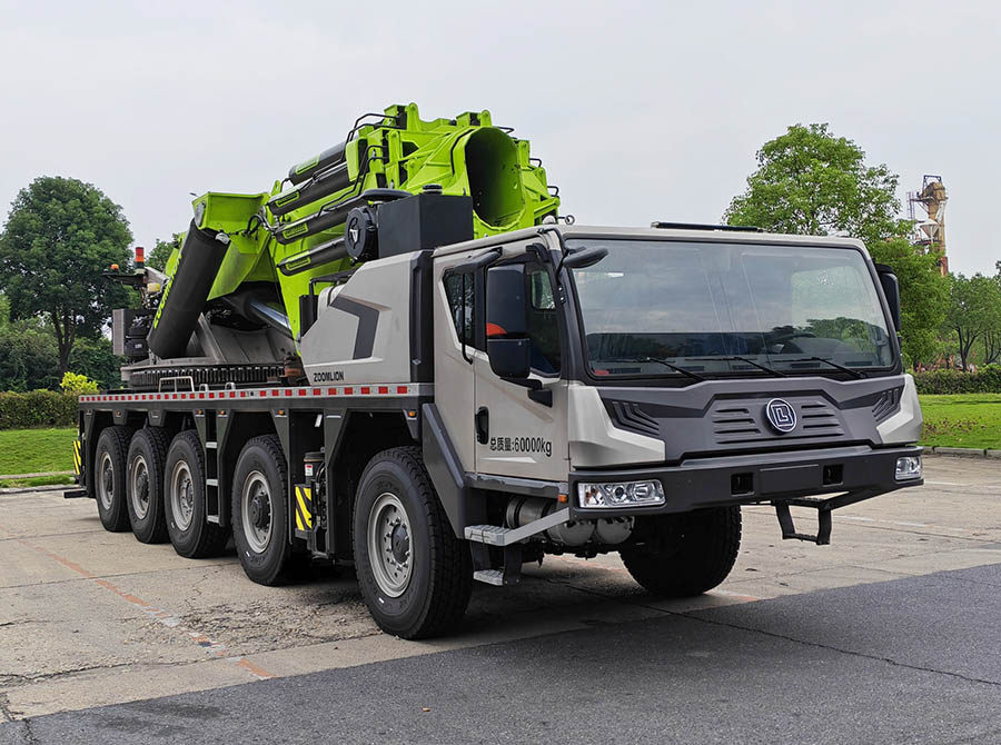 ZLM5600JQZ12000V型全地面起重机图片