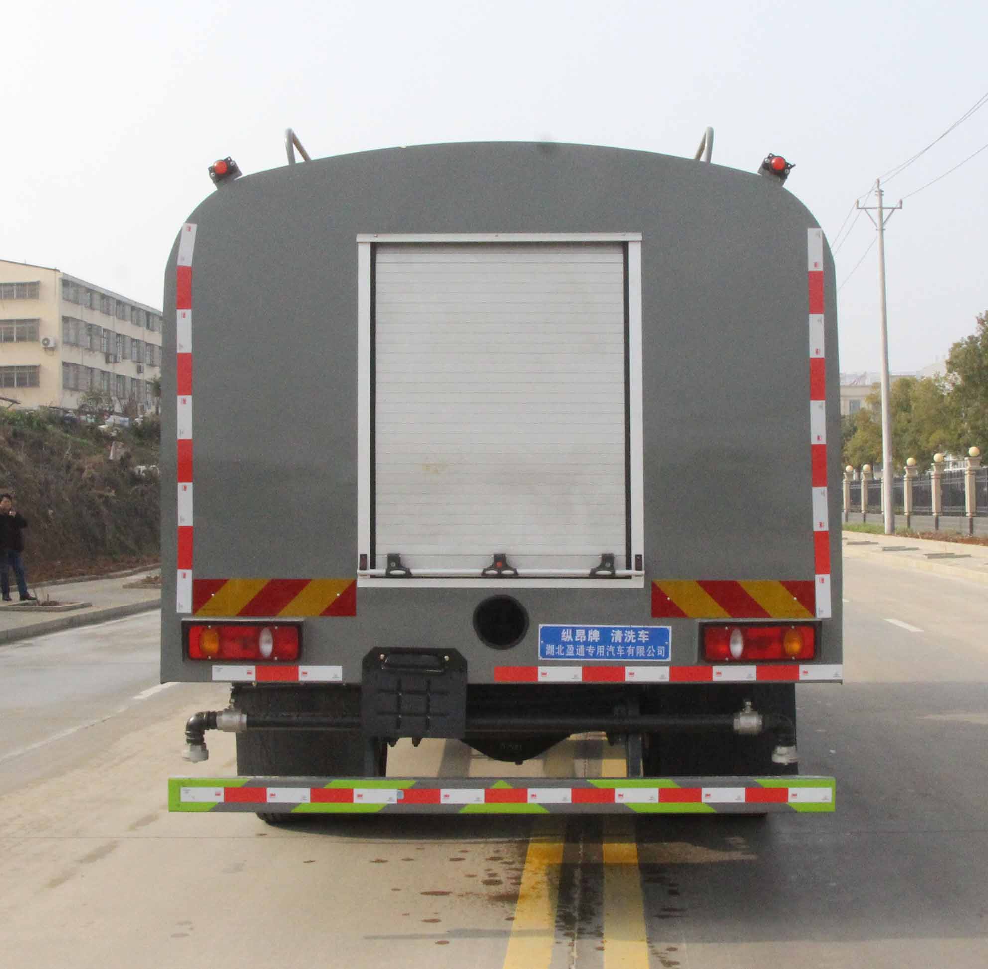 纵昂牌CLT5181GQXFV6清洗车公告图片