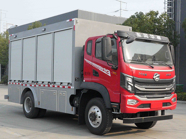 博利牌BLT5100XGJD6工具车