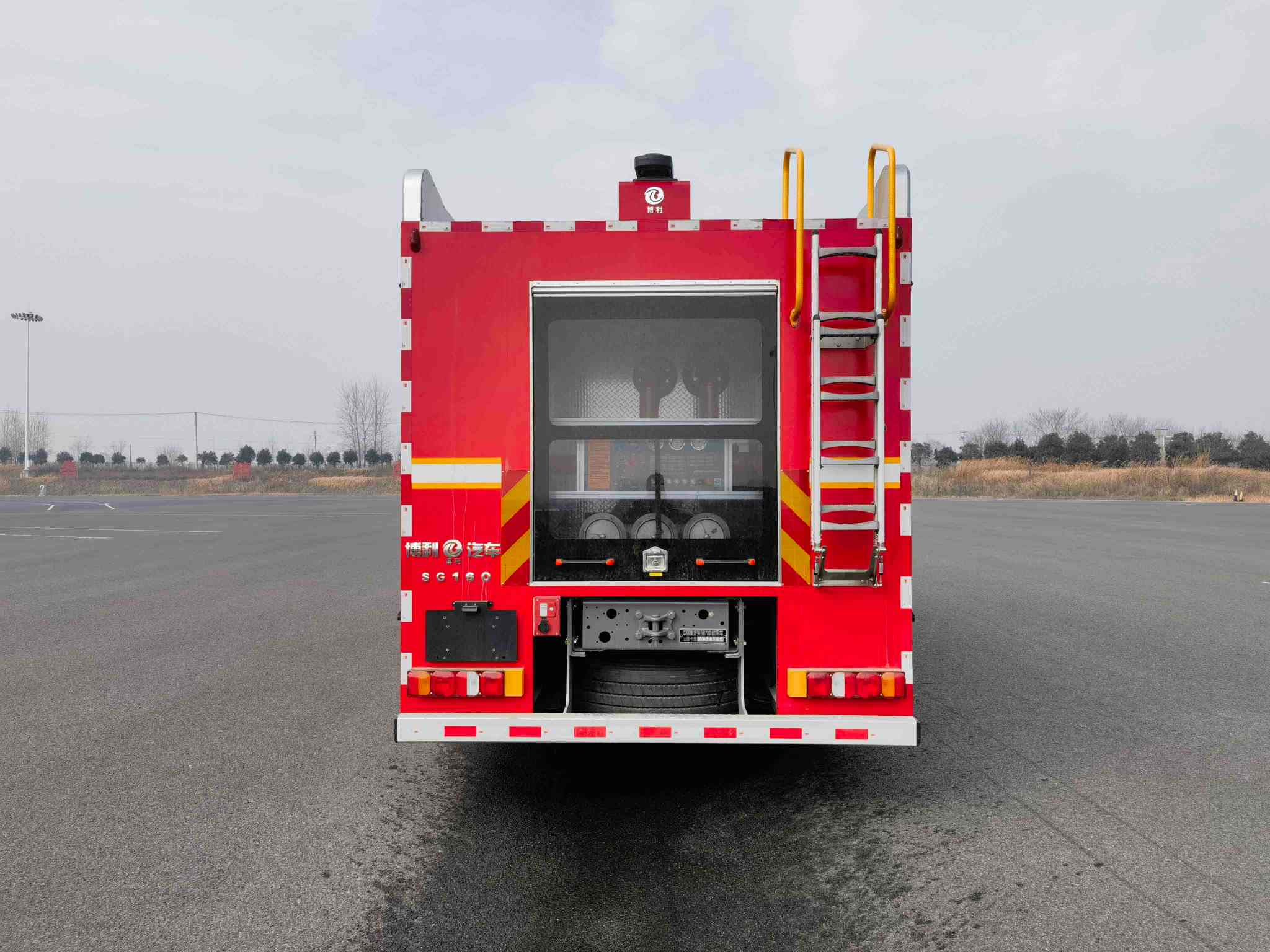 博利牌BLT5320GXFSG160/S6水罐消防车公告图片