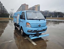 纯电动路面冲洗车