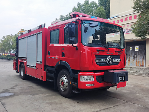 新东日牌YZR5132TXFJY130/E6抢险救援消防车