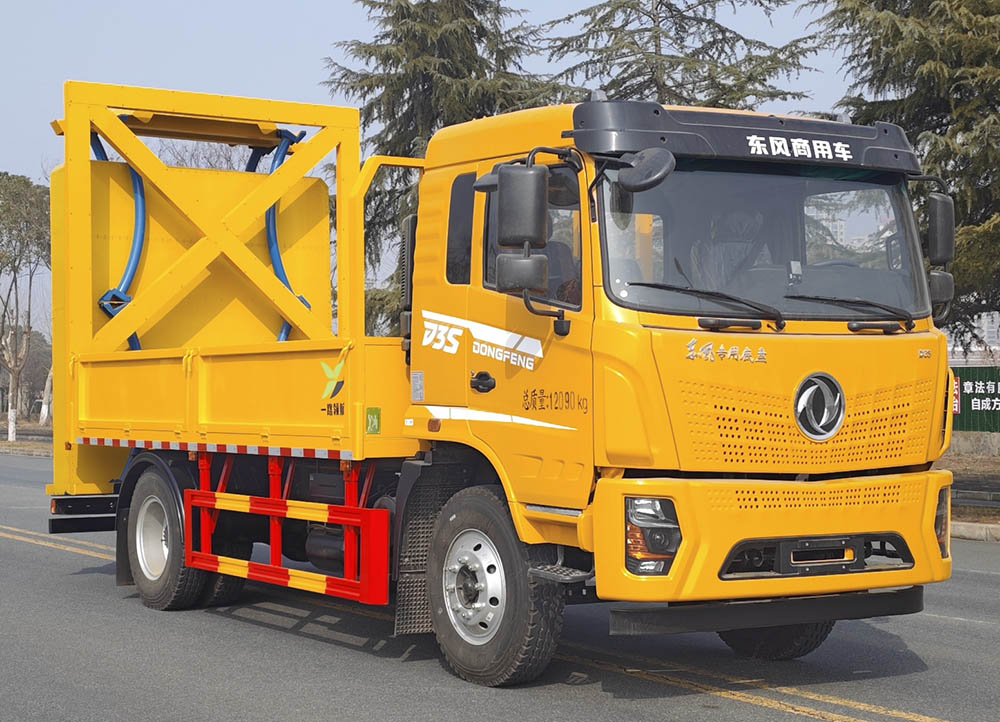 澳航同舟牌AYH5120TFZDFV6防撞缓冲车