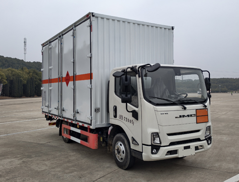 元爽牌SFZ5070XCTJX6RQCT型危险货物运输车
