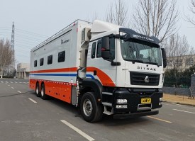 宿营车
