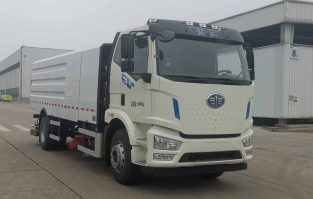 鑫华驰牌THD5182TSLEV1纯电动扫路车