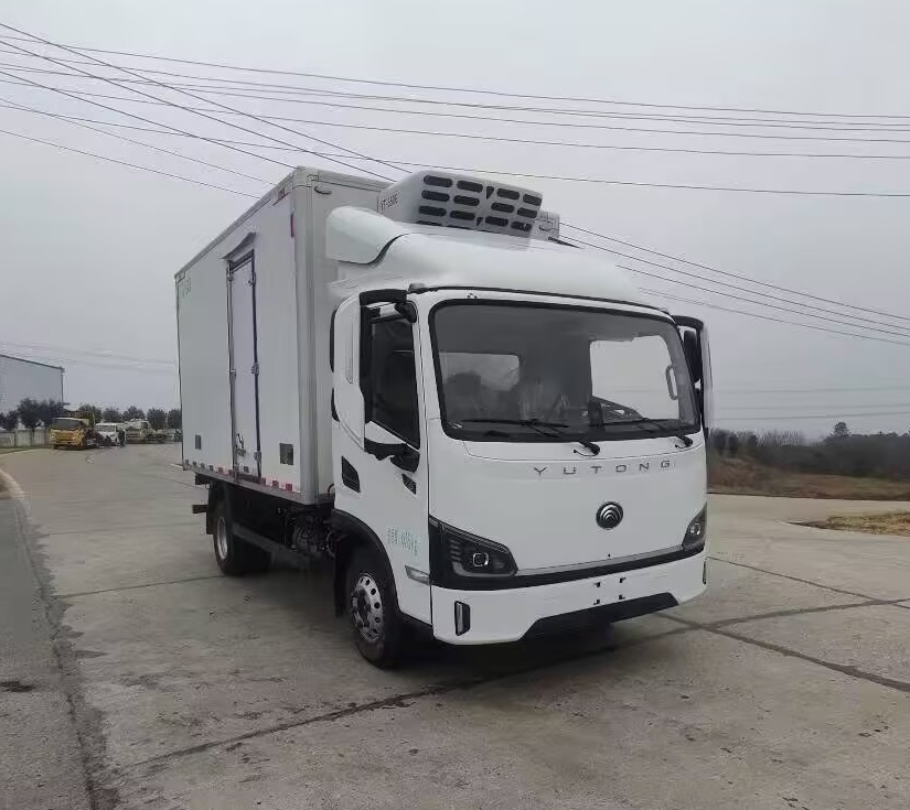 ZKH5045XLCBEVA33 宇通牌纯电动冷藏车图片