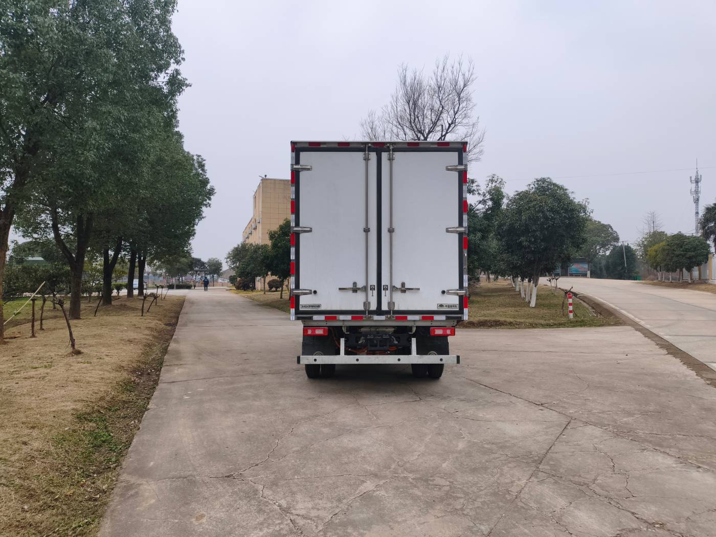 宇通牌ZKH5045XLCBEVA32纯电动冷藏车公告图片