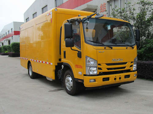 龙吸水牌FLG5100TPS76Q大流量排水抢险车图片