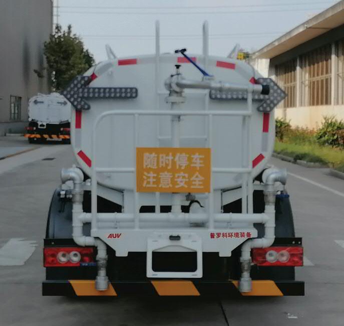 普罗科牌BJ5072GSSE6-P1洒水车公告图片