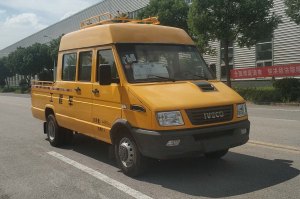 工程车