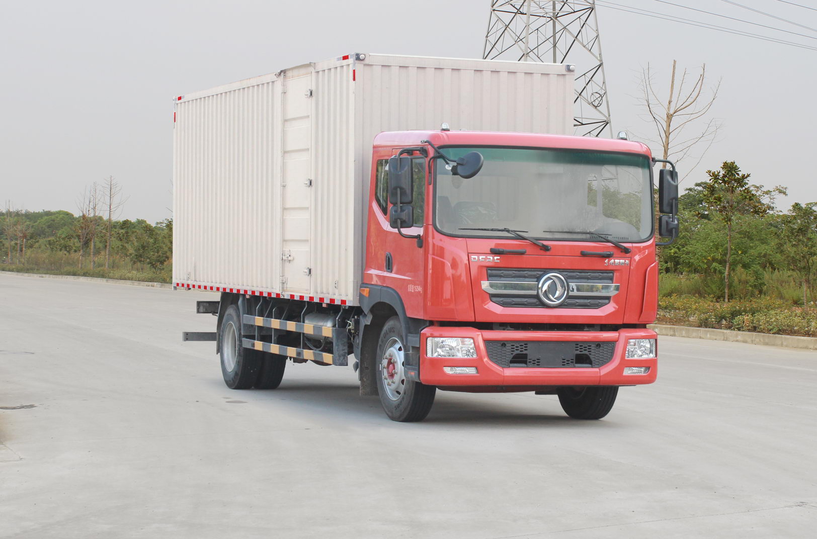 东风牌EQ5160XXYL9CDFAC厢式运输车