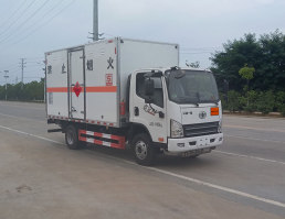 HTW5042XRYCA6易燃液体厢式运输车图片