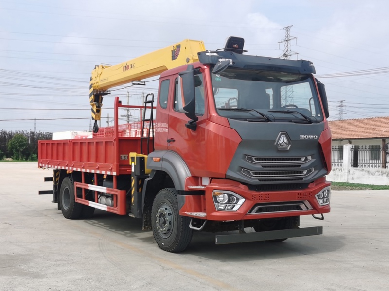 豪沃牌ZZ5187JSQK511JF1随车起重运输车