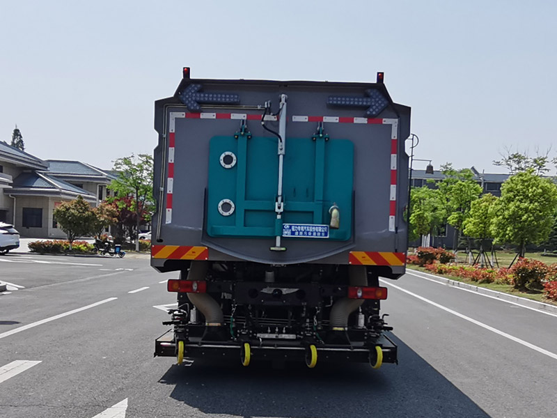 道路污染清除车图片