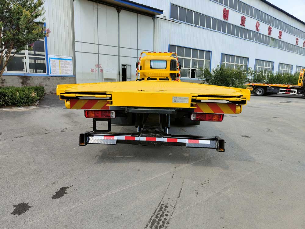 盼科牌AXH5185TQZ6FT清障车公告图片