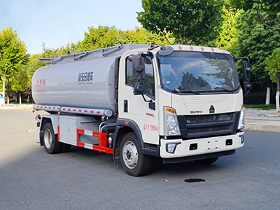 新東日牌YZR5127GPGZ6普通液體運輸車公告圖片