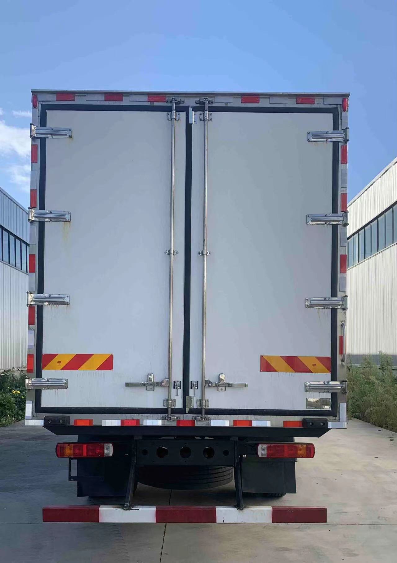牧安達(dá)牌SDM5180XLCCA1冷藏車(chē)公告圖片