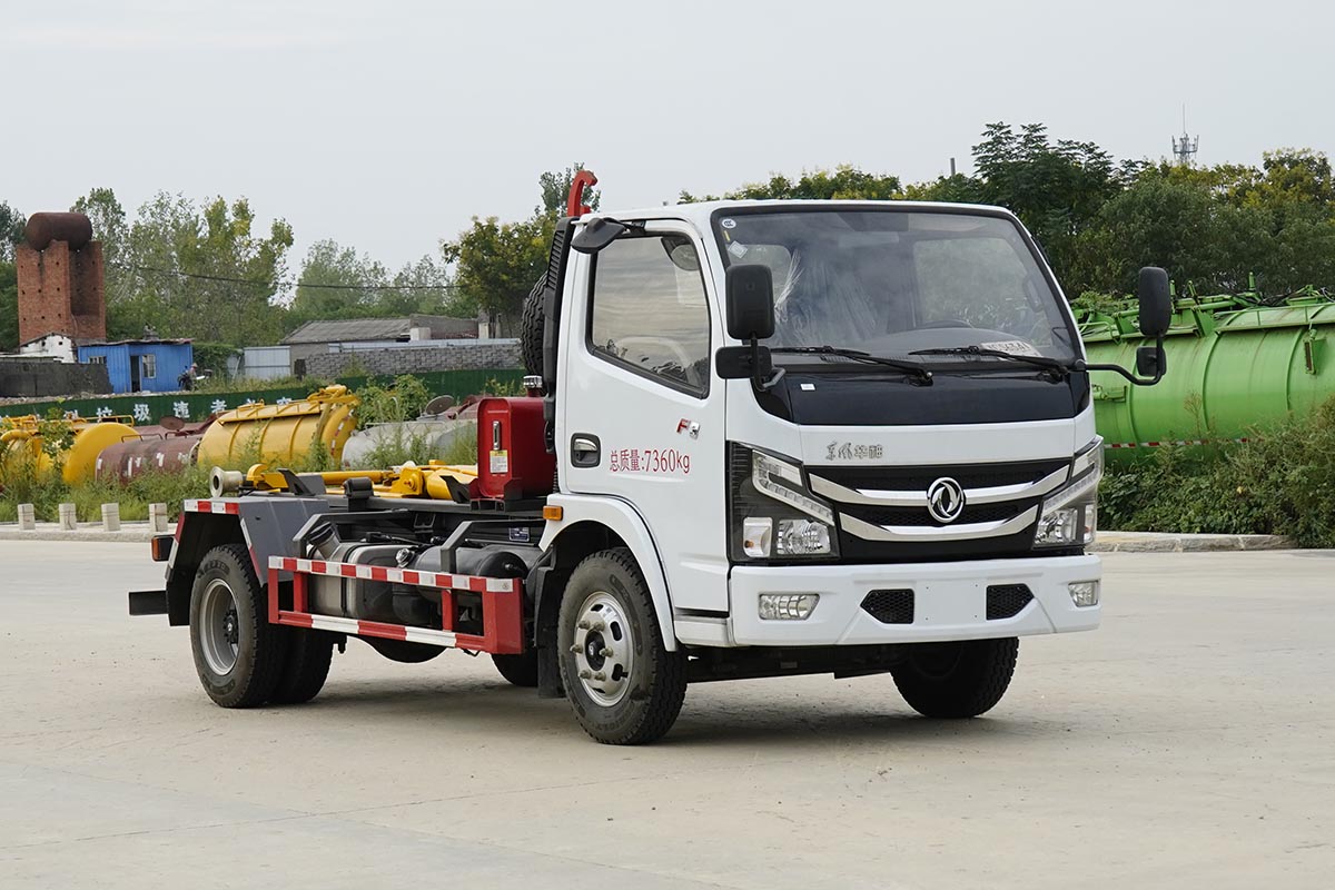 凱力風牌KLF5071ZXXE6車廂可卸式垃圾車公告圖片