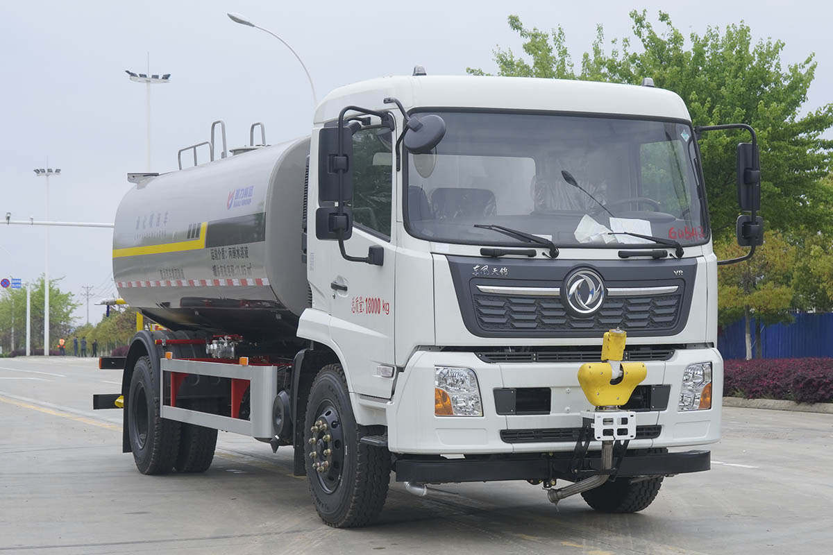 凱力風(fēng)牌KLF5181GPS6D綠化噴灑車公告圖片