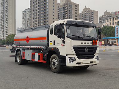 新東日牌YZR5187GJYZ6加油車公告圖片