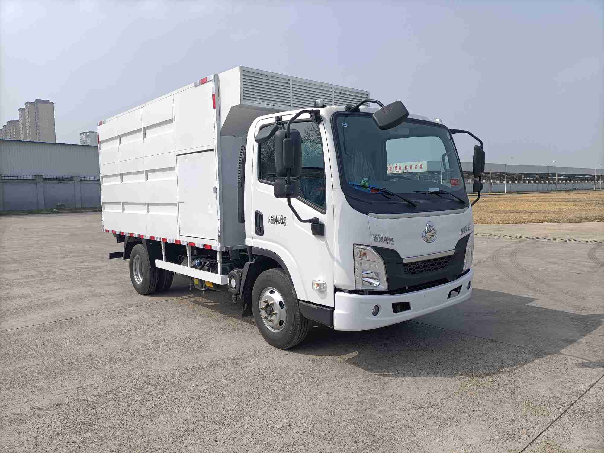 牧安達牌SDM5046XCQLZ雛禽運輸車公告圖片