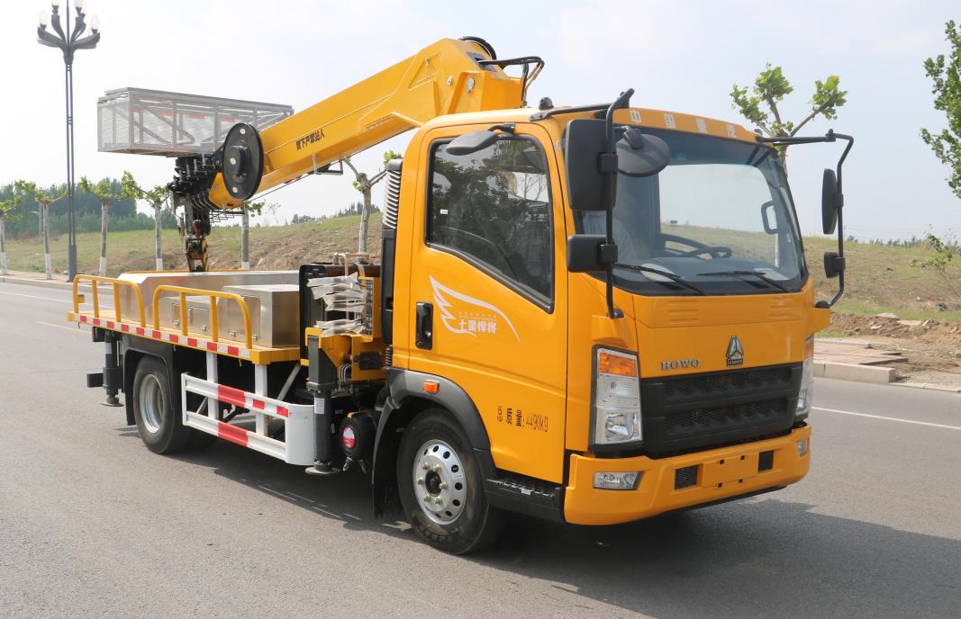 嘉鄆牌SZB5040XJXZZ6抽油機(jī)檢修車公告圖片