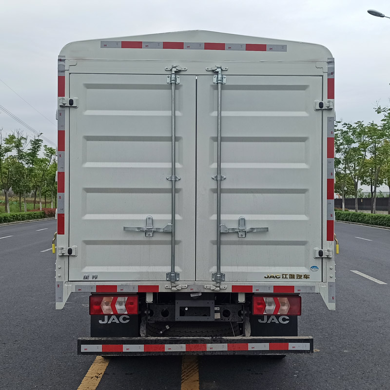 江淮牌HFC5041CCYP23K8B4QS倉(cāng)柵式運(yùn)輸車(chē)公告圖片