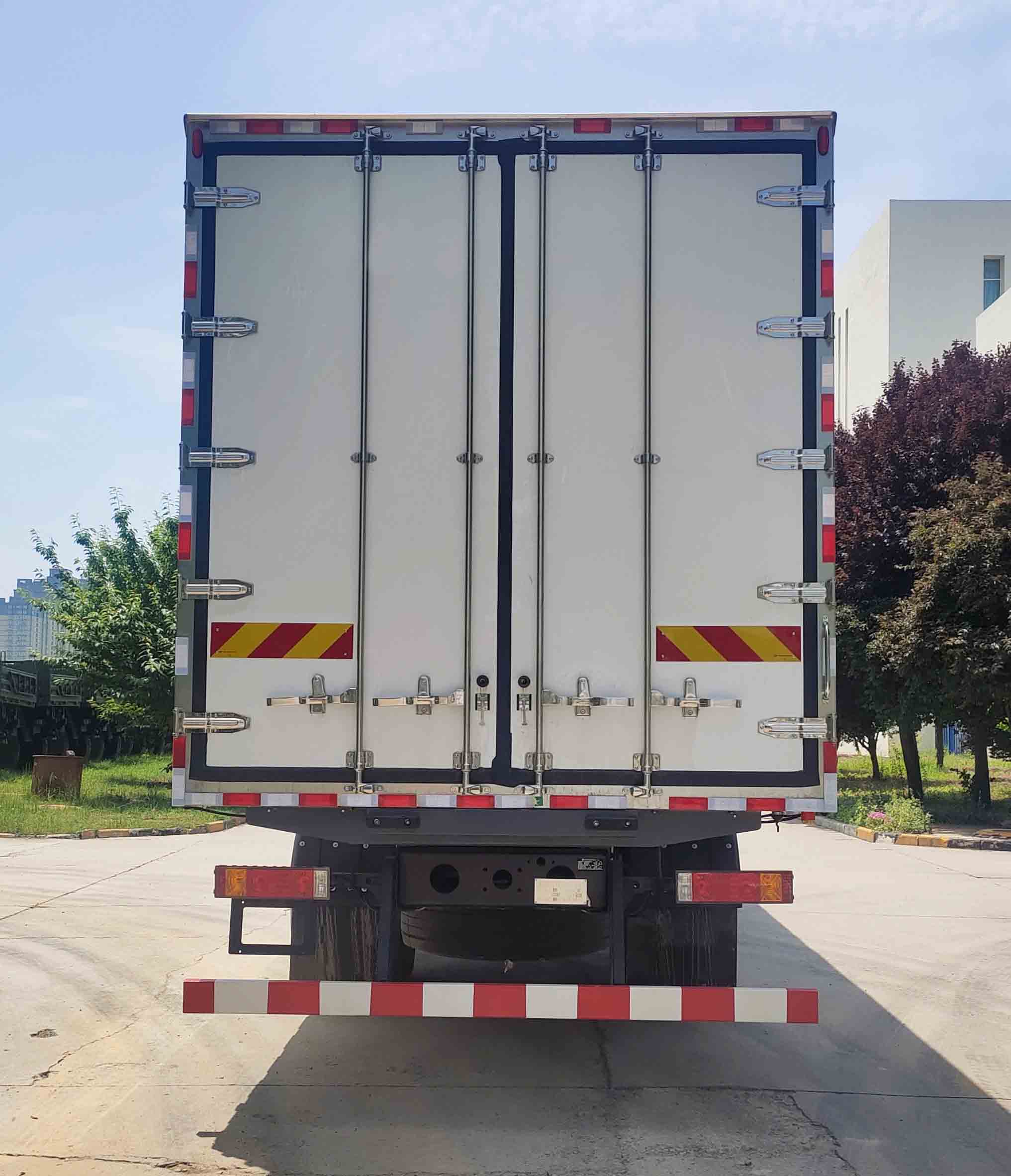陜汽牌SX5259XLCRB569冷藏車公告圖片