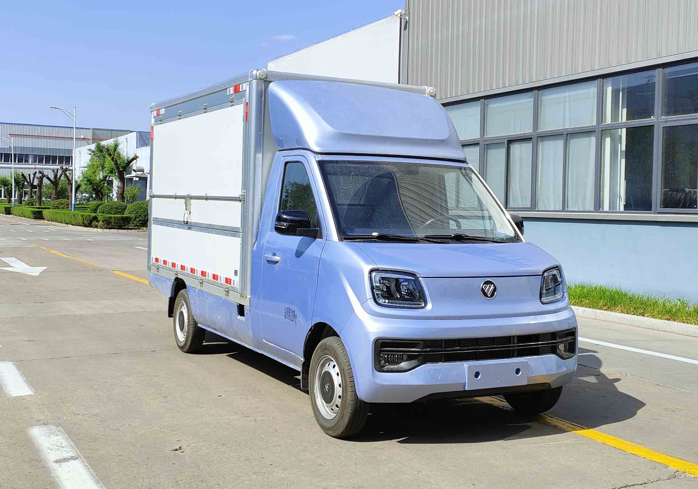 福田牌BJ5020XYK3JV6-74翼開啟廂式車公告圖片