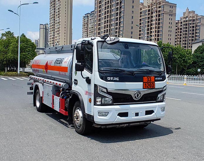 新東日牌YZR5100GJYE6Q加油車公告圖片