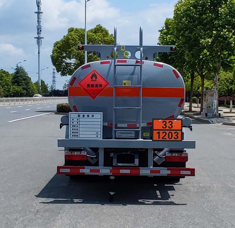 新東日牌YZR5100GJYE6Q加油車公告圖片