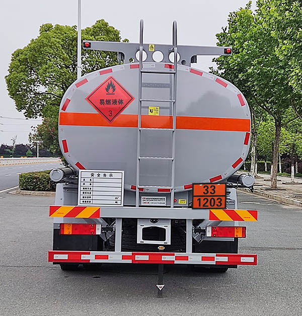 新東日牌YZR5183GYYE6Q運油車公告圖片